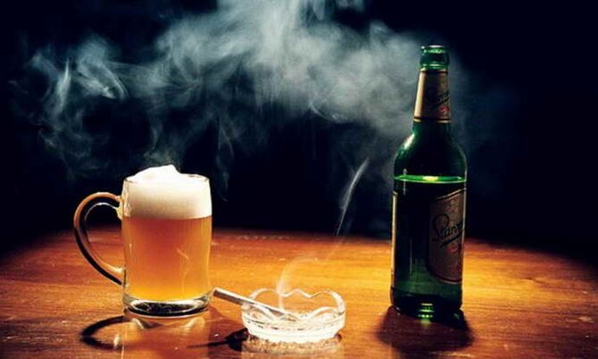 Alcohol and smoking are the causes of osteochondrosis in the breast